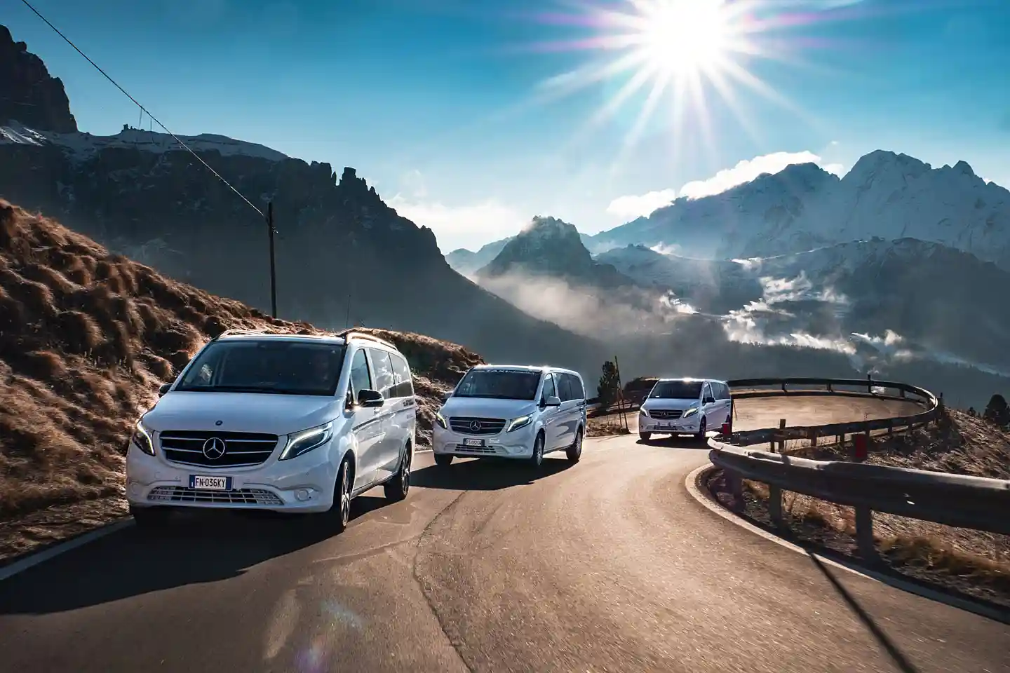 Dolomiti Transfers - taxi cars on Passo Sella